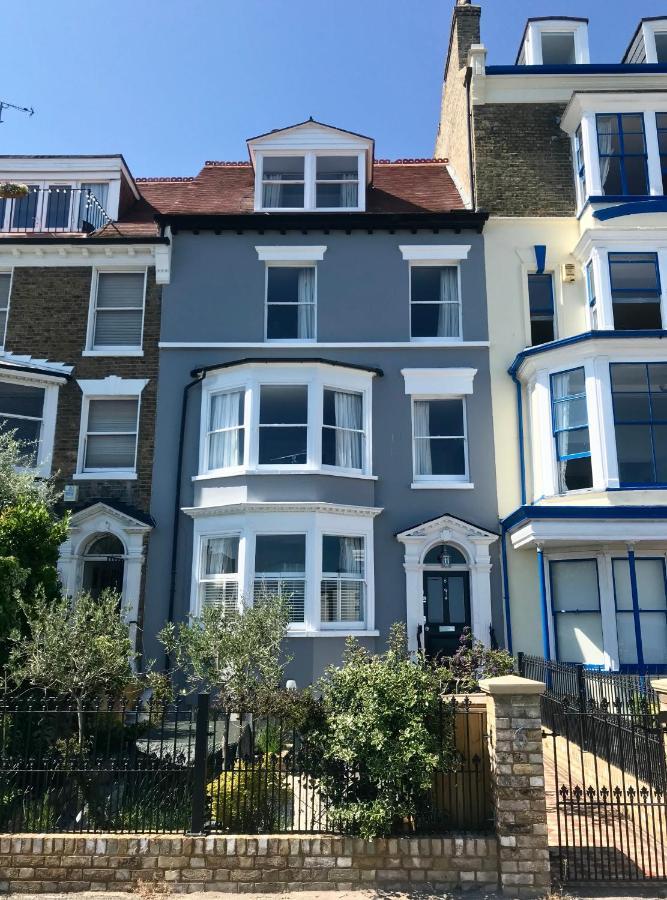 Marina Retreat - Stunning 4 Bedroom, 3 Bathroom House With Harbour Views! Ramsgate Exteriör bild